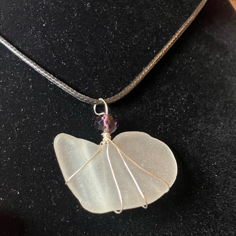 #59 handmade seaglass necklace pendant